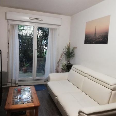 Appartment With Garden - Chaville Bagian luar foto
