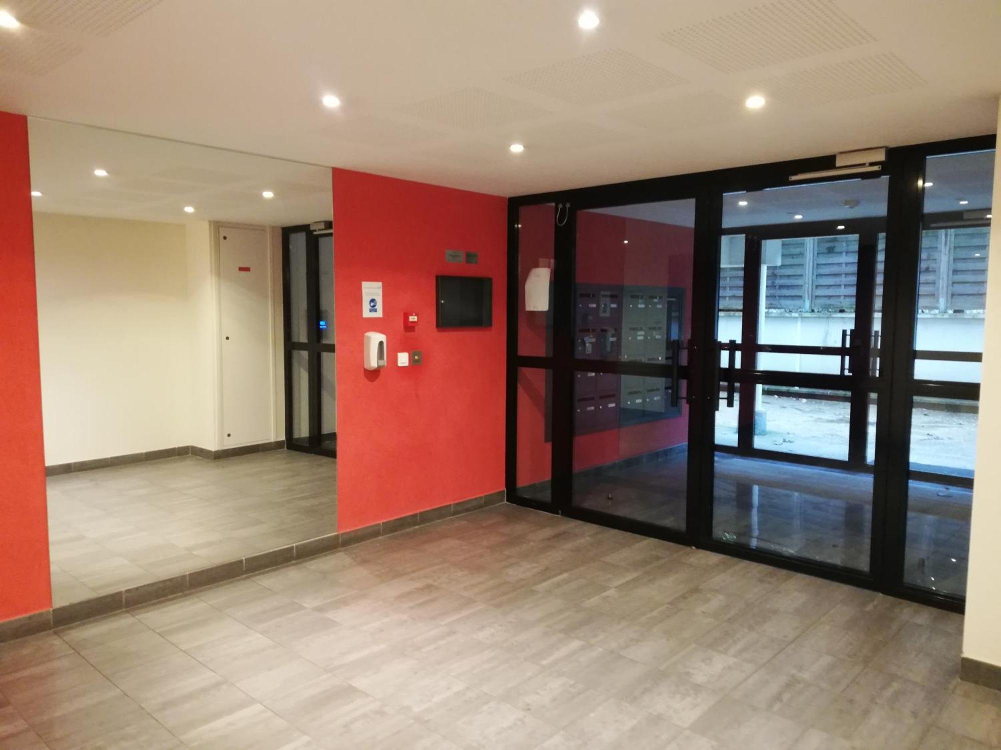 Appartment With Garden - Chaville Bagian luar foto